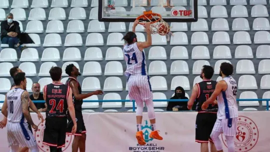 Kocaeli BŞB Kağıtspor mağlup oldu: 70-76