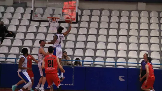 Kocaeli BŞB Kağıtspor evinde galip geldi