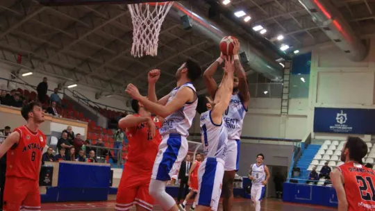 Kocaeli BŞB Kağıtspor evinde galip geldi