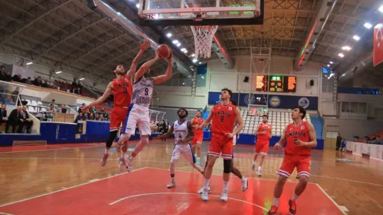 Kocaeli BŞB Kağıtspor evinde galip geldi