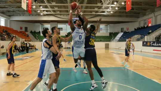 Kocaeli BŞB Kağıtspor evinde galip geldi: 80-72