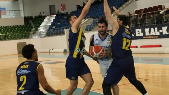Kocaeli BŞB Kağıtspor evinde galip geldi: 80-72