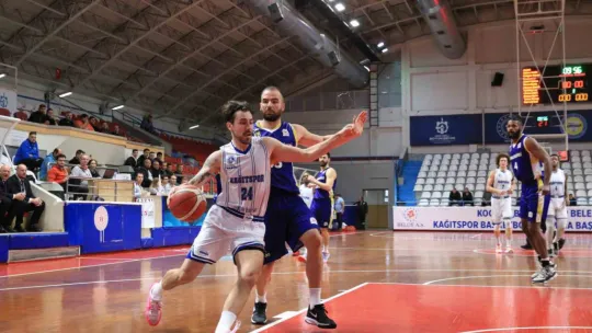 Kağıtspor, evinde Kapaklıspor'u mağlup etti: 95-88