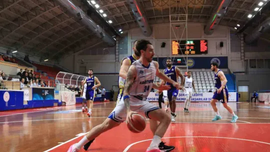 Kağıtspor, evinde Kapaklıspor'u mağlup etti: 95-88