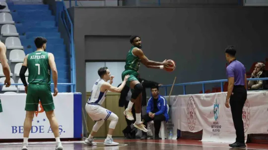 Kağıtspor evinde OGM Ormanspor'a mağlup oldu: 83- 85