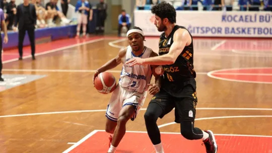 Kocaeli BŞB Kağıtspor evinde galip geldi: 83-68