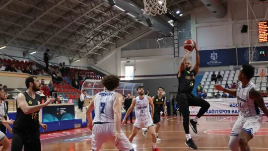 Kağıtspor evinde mağlup oldu: 82 - 85