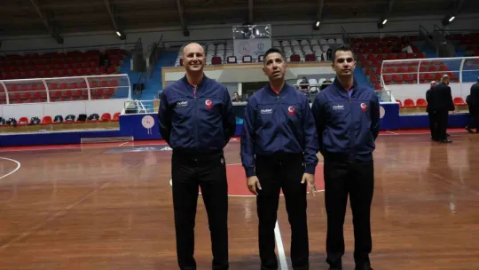 Kocaeli BŞB Kağıtspor, evinde galip geldi: 98-72