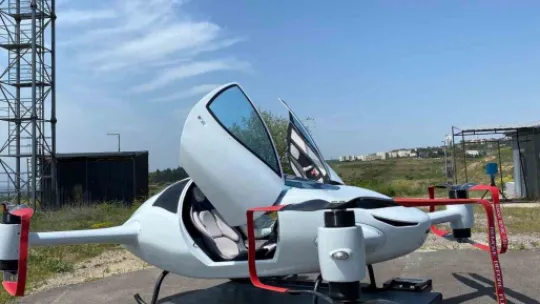 Türkiye'nin uçan otomobili havalandı: İnsanlı uçuşlar başladı