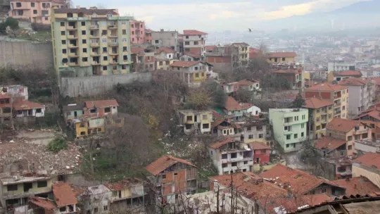 Cedit Mahallesi hayalet şehre döndü
