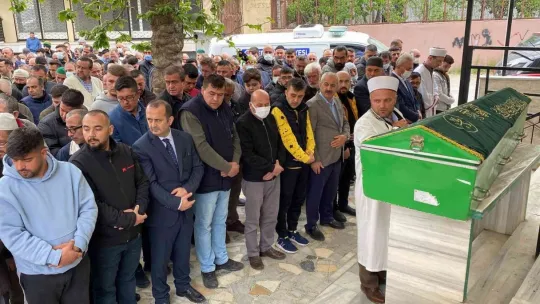 Tuzla'daki patlamada yaşamını yitiren işçi son yolculuğuna uğurlandı