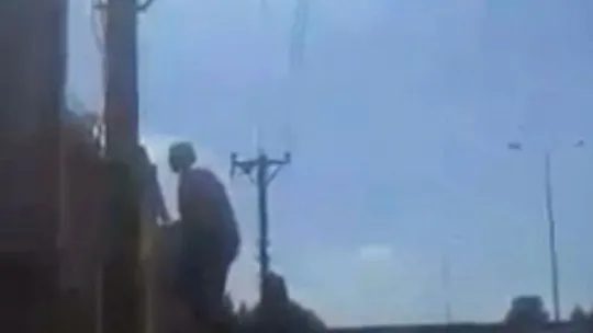 Uçan balonlar için canlarını hiçe saydılar