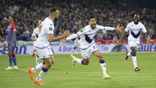 UEFA Avrupa Konferans Ligi'nde finalistler belli oldu
