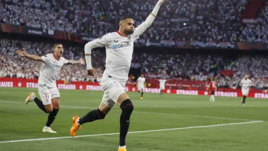 UEFA Avrupa Ligi ve Konferans Ligi'nde yarı finalistler belli oldu