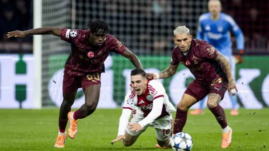 Galatasaray, deplasmanda Ajax'ı ezdi geçti: 3-2