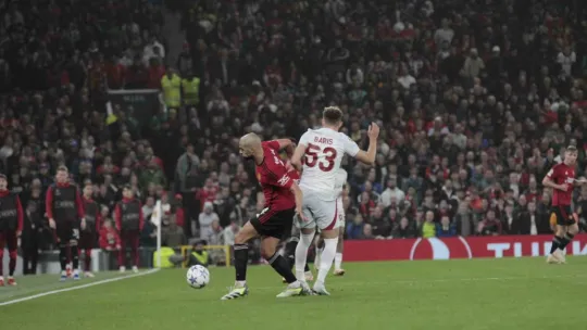 Galatasaray Manchester'da tarih yazdı:2-3