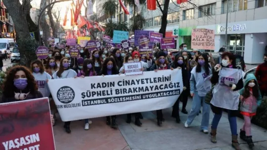 Ukraynalı Anna: 'Kadınların böyle birlik olması çok iyi'