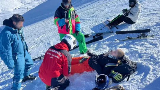 Karda mahsur kaldılar