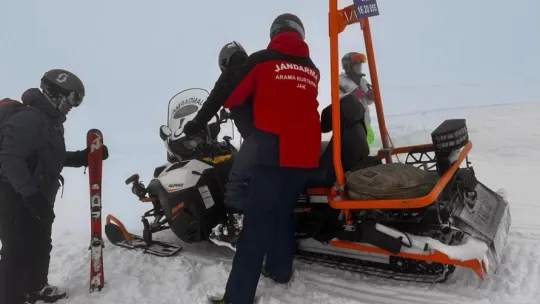 Karda mahsur kaldılar