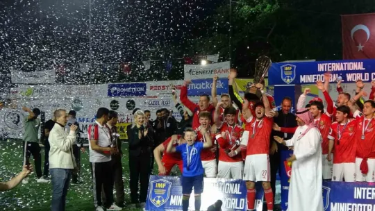 Kocaeli'deki Mini Futbol Dünya Şampiyonası'nda şampiyon belli oldu