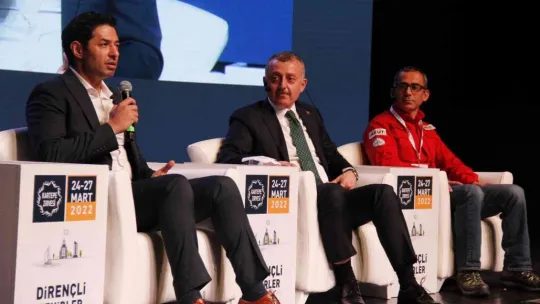 Kocaman bir iklim krizi yaşıyoruz