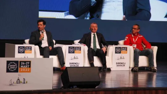 Kocaman bir iklim krizi yaşıyoruz