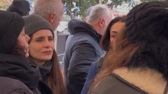 Ünlü oyuncunun babası İzmit'ten son yolculuğuna uğurlandı