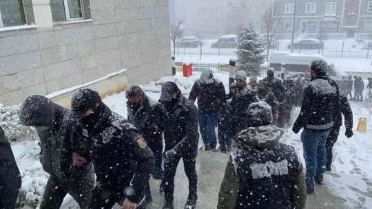 Usulsüz engelli raporu sağlayan 51 şüpheli tutuklandı
