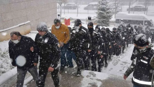 Usulsüz engelli raporu sağlayan 51 şüpheli tutuklandı