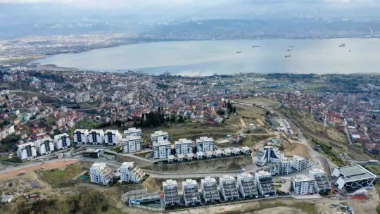 Vadi İzmit'te 8 taşınmaz satışa çıkıyor