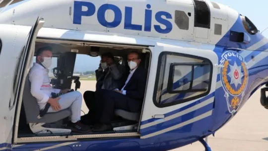 Vali ve emniyet müdürü helikopterle TEM'deki bayram trafiğini denetledi