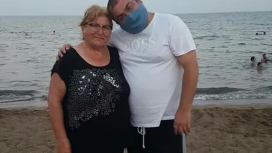 Vali Yardımcısı, annesi ve kardeşini öldürdü