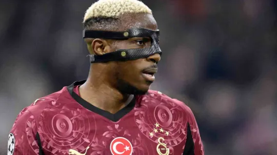 Victor Osimhen, UEFA Şampiyonlar Ligi'nde gol krallığına yükseldi