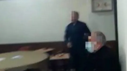 Virüse inat kumar oynarken yakalanan 12 kişiye ceza kesildi