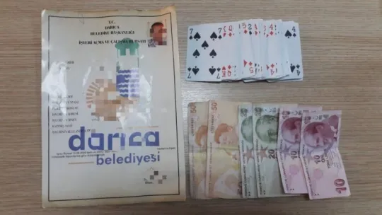Virüse inat kumar oynarken yakalanan 12 kişiye ceza kesildi