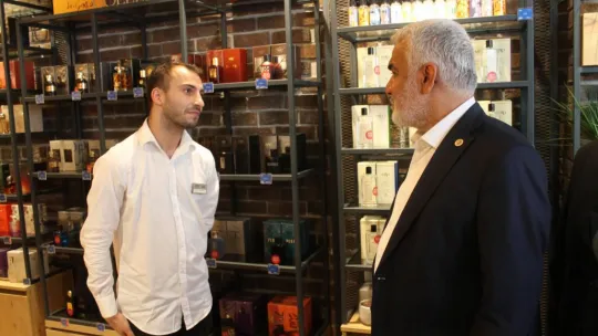HÜDA PAR Genel Başkanı Yapıcıoğlu, Kocaeli'de esnaf ziyaretinde bulundu