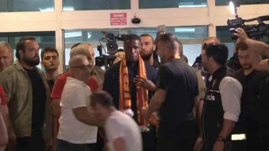 Galatasaray, Dünya yıldızını İstanbul'a getirdi