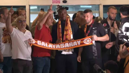 Galatasaray, Dünya yıldızını İstanbul'a getirdi