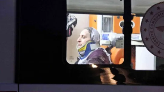 Yabancı turistlerin gezintisi faciayla bitti: 1 ölü, 2 yaralı!