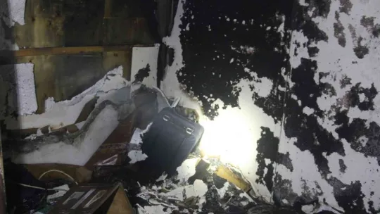 Sobadan çıkan yangın konteyneri küle döndürdü