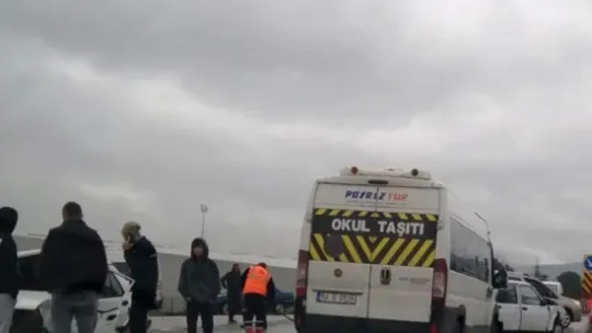 Yağış zincirleme kazayı beraberinde getirdi