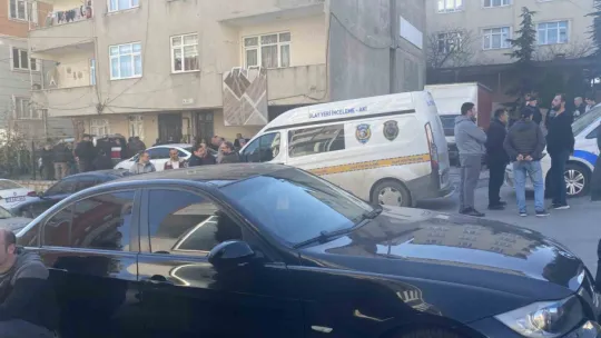 25 yaşındaki genç evinde ölü bulundu
