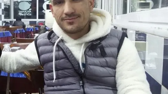 25 yaşındaki genç evinde ölü bulundu