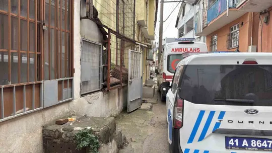 İzmit'te yalnız yaşadığı evinde ölü bulundu