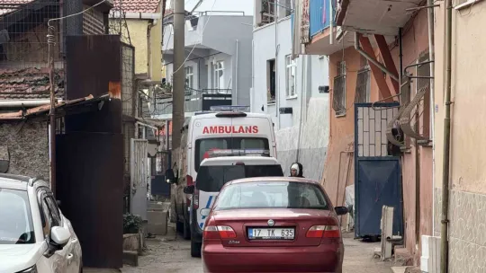 İzmit'te yalnız yaşadığı evinde ölü bulundu