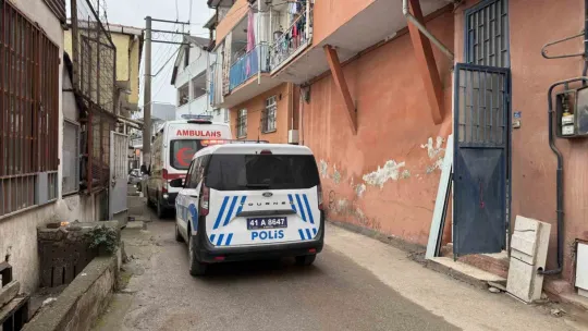 İzmit'te yalnız yaşadığı evinde ölü bulundu