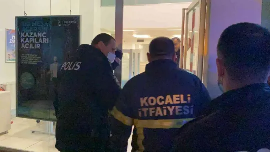 Yangın bankayı açtırdı