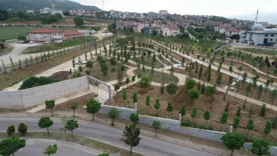 Yangının çıktığı eski enkaz döküm sahası yeşil alan dönüştü