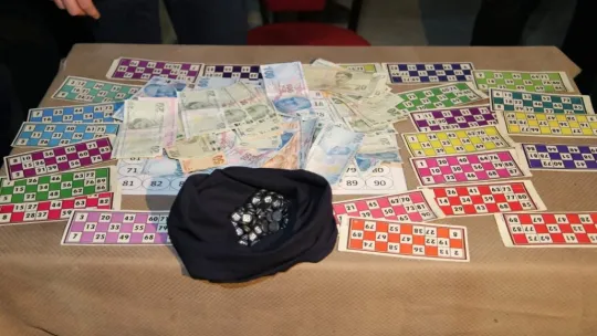Yapılan denetimlerde aranan 4 şahıs yakalandı