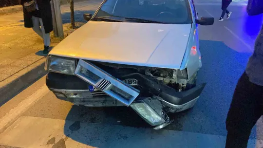 Yaralı arkadaşını bırakıp kaçtığı kaza yerine geldi